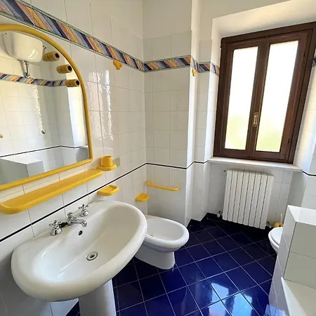 Apartment Sabina Trilo Sirolo, In Centro Con Posto Auto Sirolo